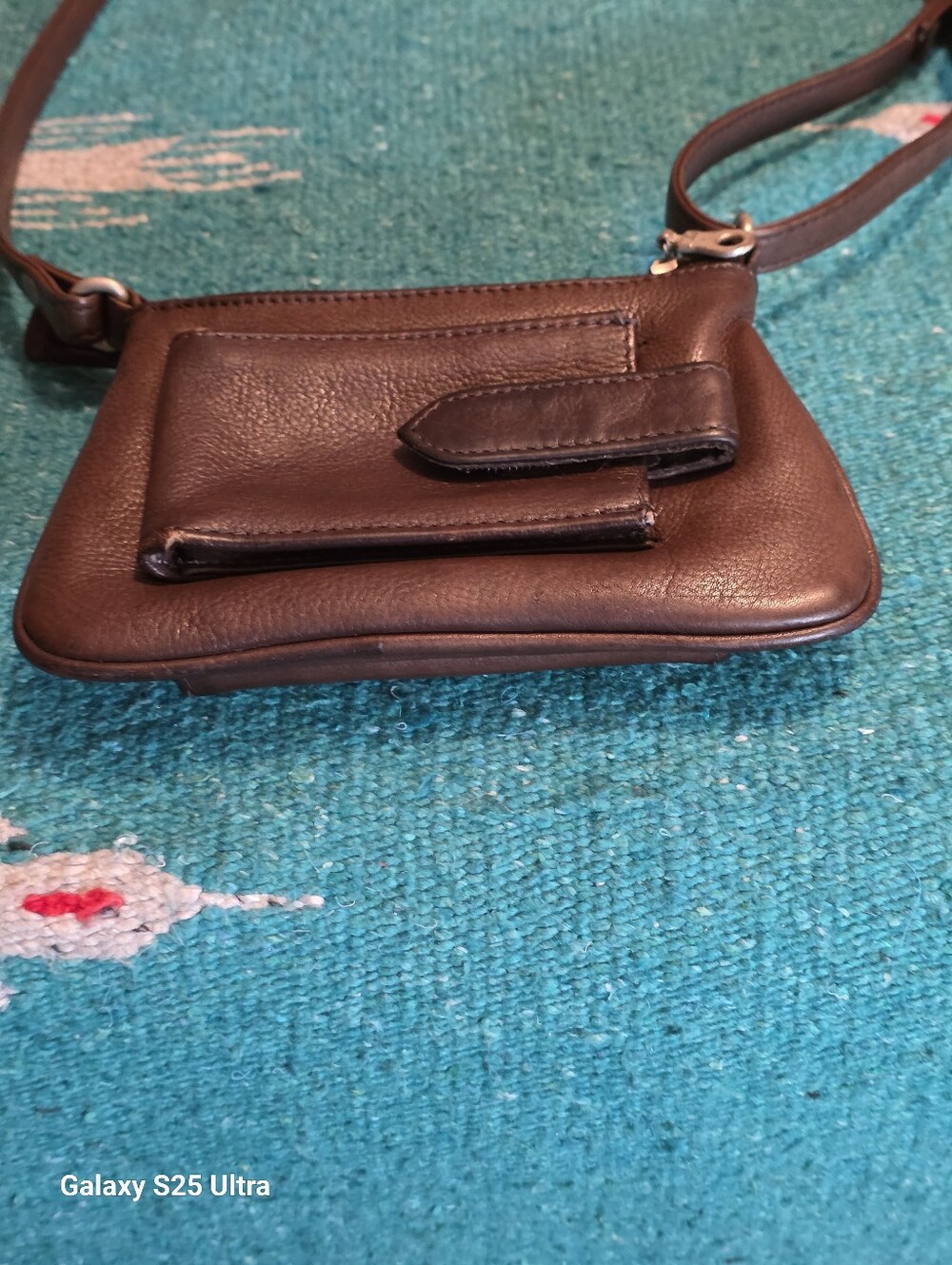 Paul & Taylor Vintage Distressed 90's Leather Mini/Wallet Crossbody - Picture 8 of 16